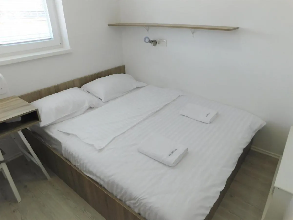 Evi Rooms Liubliana 3*,  Eslovenia